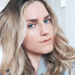 Meet your Posher, Annie